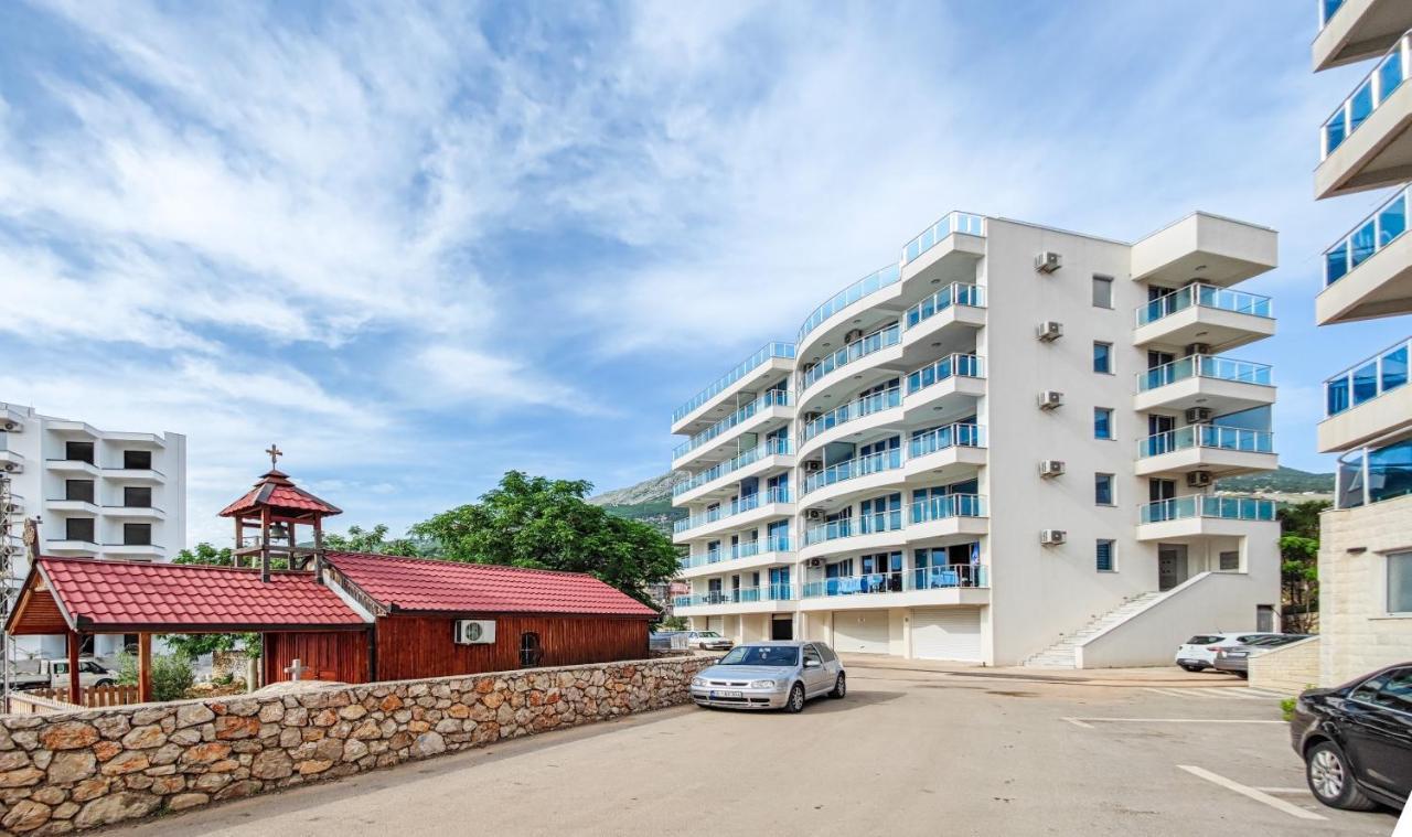 Apartment Plavo Nebo ドプラー・ヴォダ エクステリア 写真